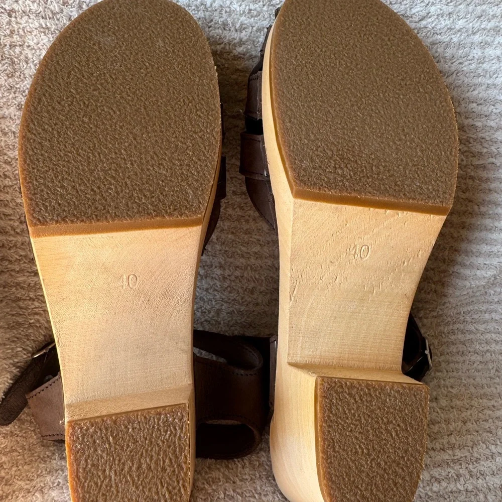 Swedish Hasbeens Brown Leather Mules - Picture 4 of 6